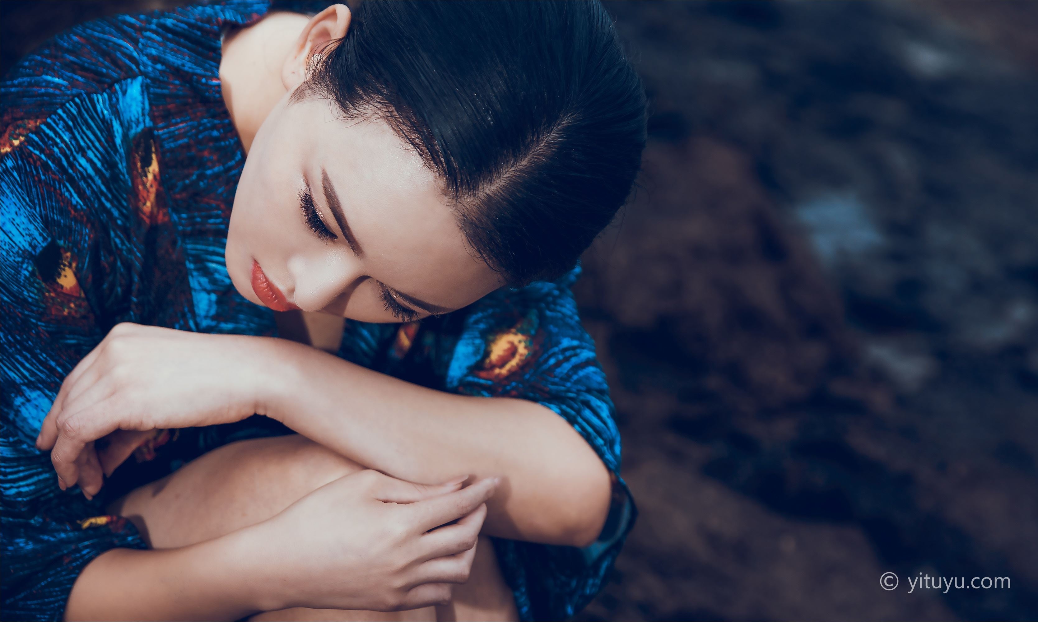 YITUYU艺图语  2021.06.25 一念成思 陽兒